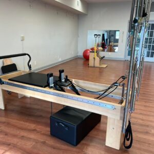 Balanced body clinical reformer